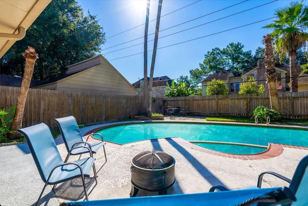 Relax And Refresh Private Pool! Villa Houston Exterior photo